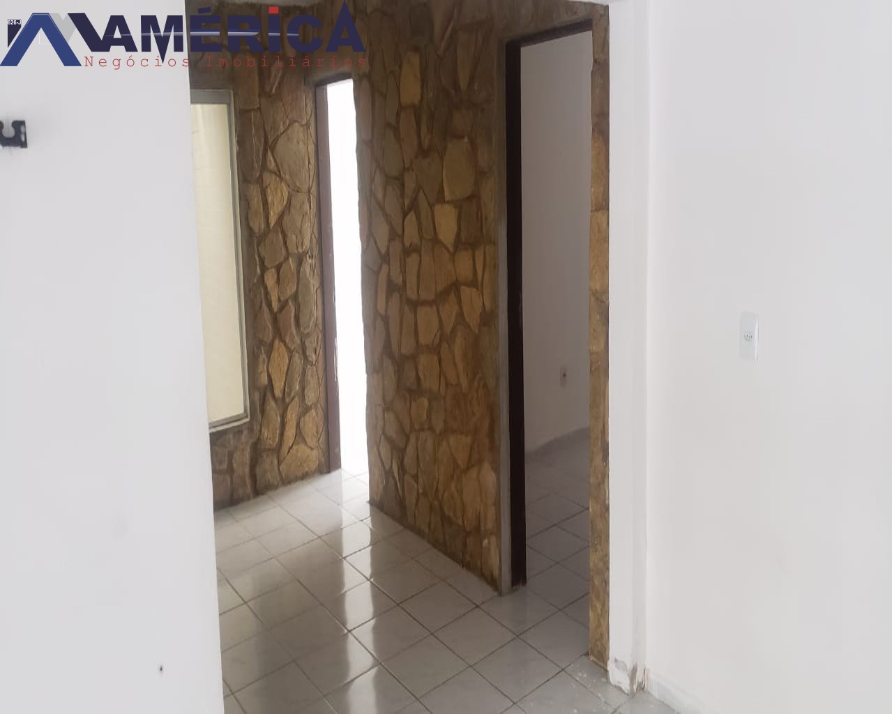 Casa à venda com 2 quartos, 110m² - Foto 12