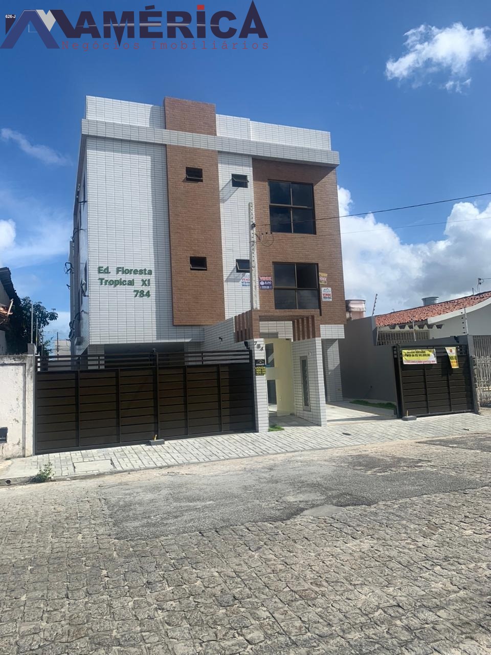 Apartamento à venda com 2 quartos, 53m² - Foto 1