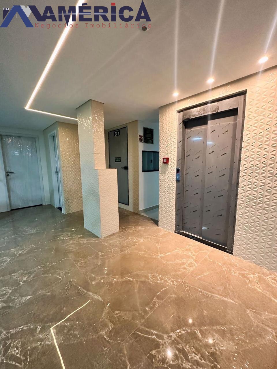 Apartamento à venda com 2 quartos, 52m² - Foto 7