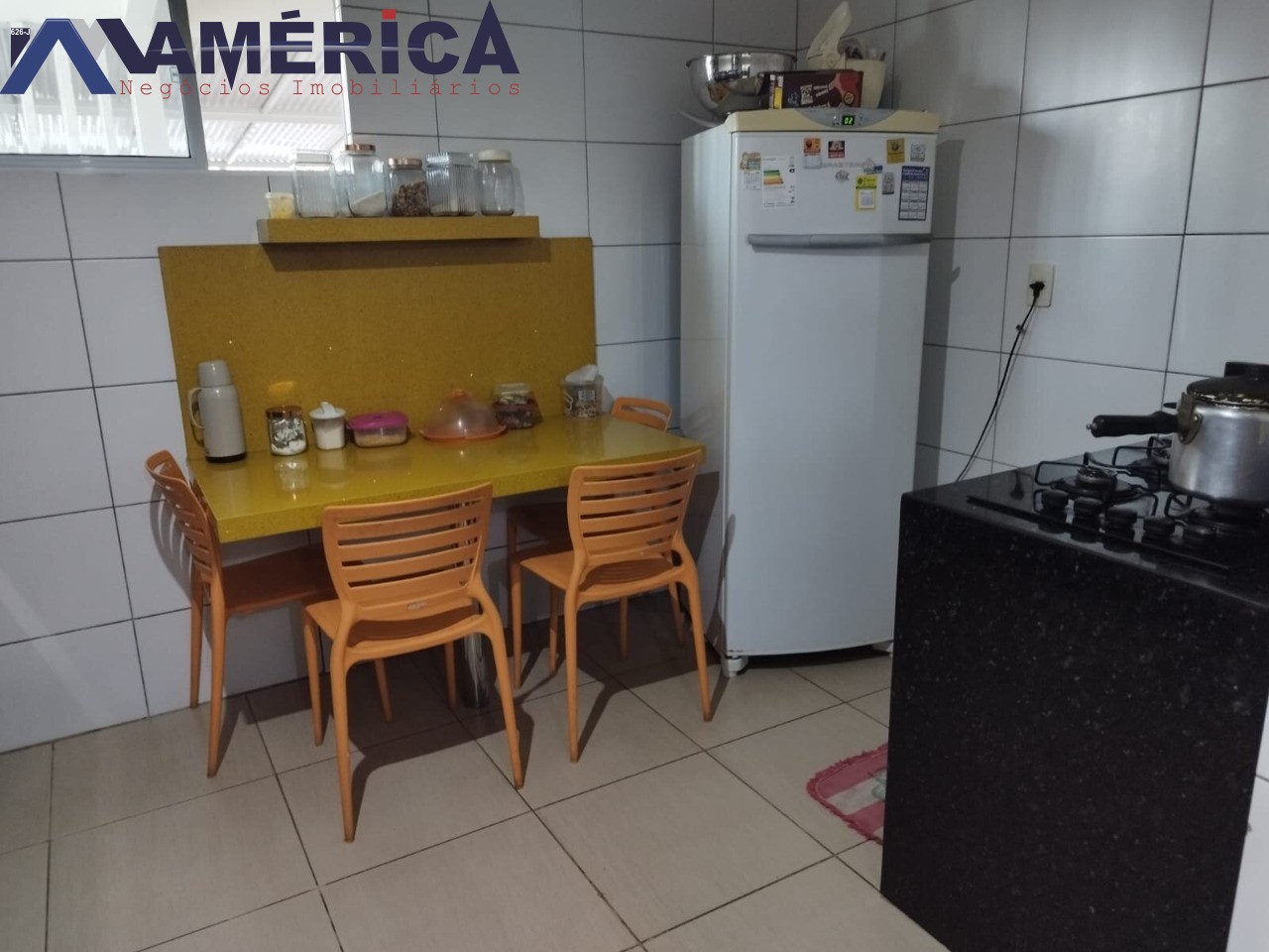 Casa à venda com 3 quartos, 300m² - Foto 5