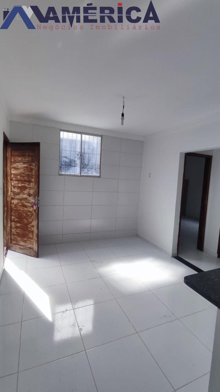 Casa à venda com 2 quartos, 63m² - Foto 13