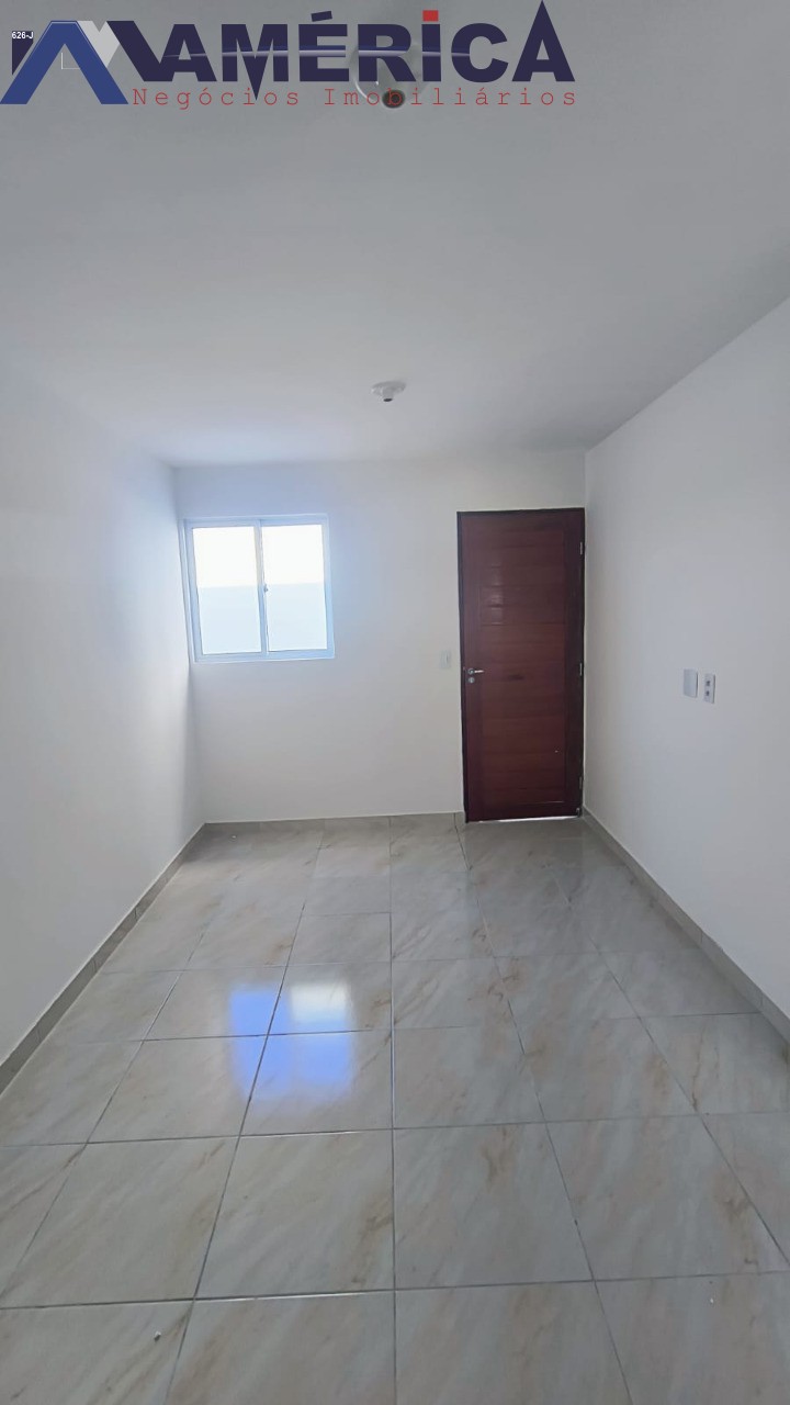 Casa à venda com 2 quartos, 90m² - Foto 3