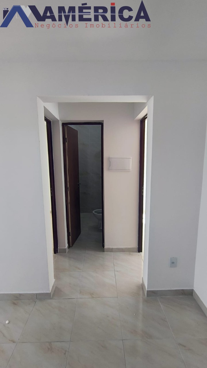 Casa à venda com 2 quartos, 90m² - Foto 5