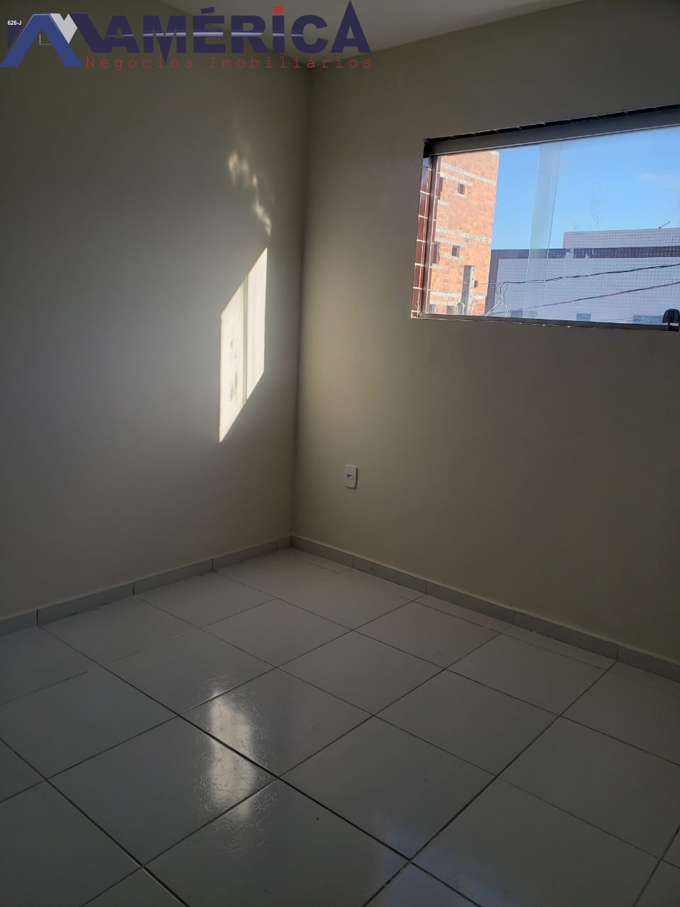 Apartamento à venda com 2 quartos, 43m² - Foto 2