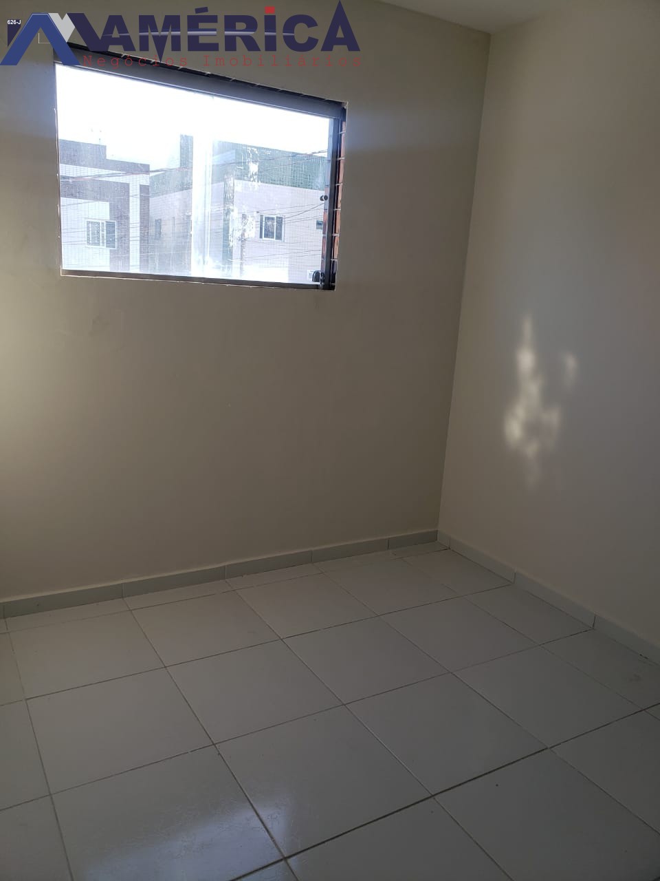 Apartamento à venda com 2 quartos, 43m² - Foto 3