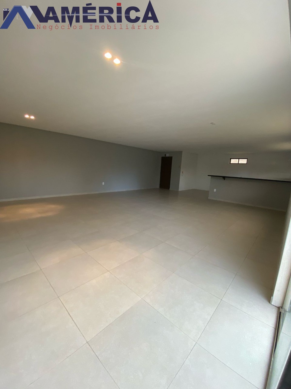 Apartamento à venda com 2 quartos, 49m² - Foto 4