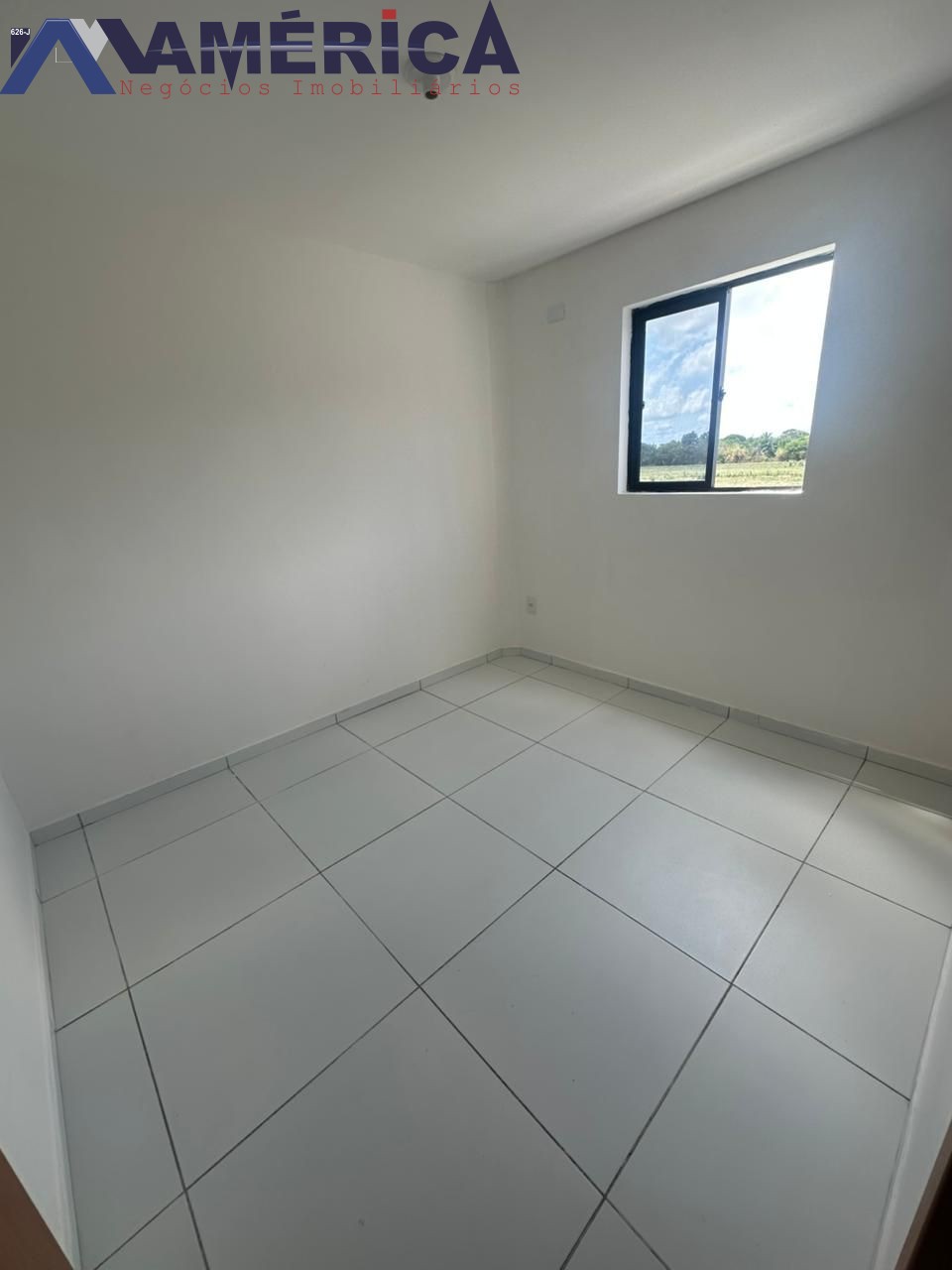 Apartamento à venda com 2 quartos, 50m² - Foto 3