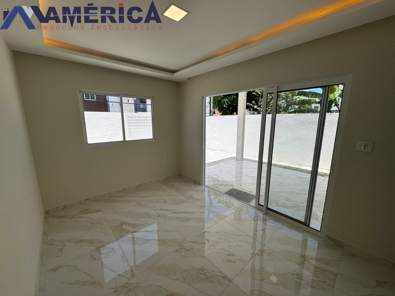 Casa à venda com 3 quartos, 120m² - Foto 12