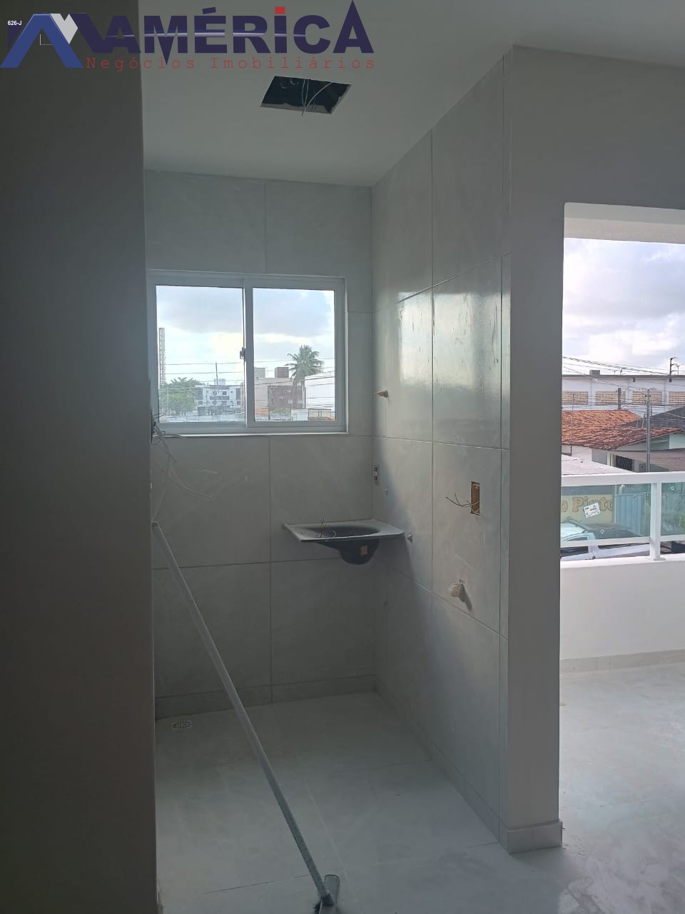 Casa à venda com 3 quartos, 68m² - Foto 6