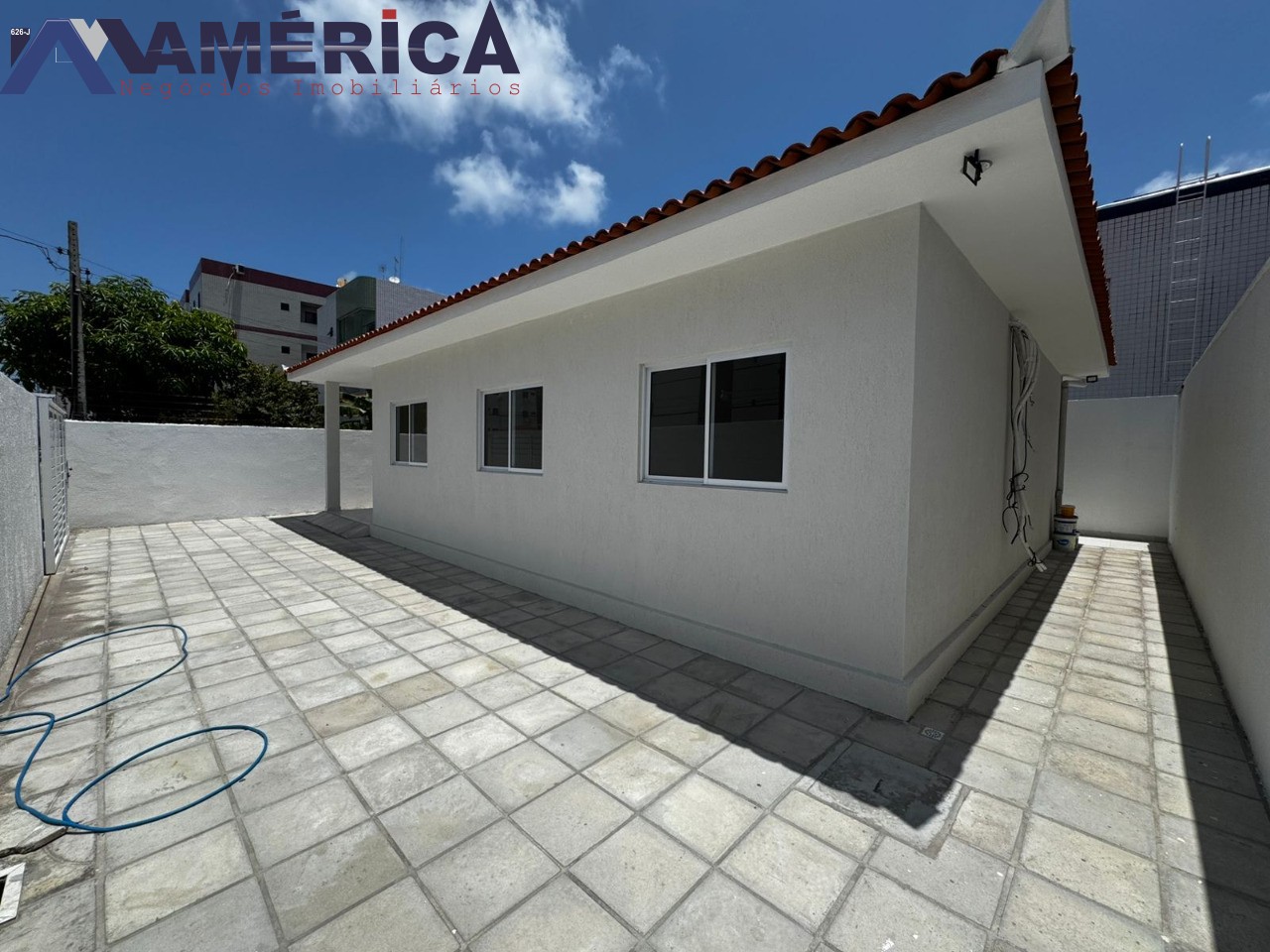 Casa à venda com 3 quartos, 120m² - Foto 14