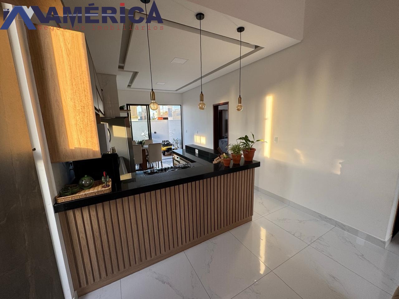 Casa à venda com 3 quartos, 98m² - Foto 11