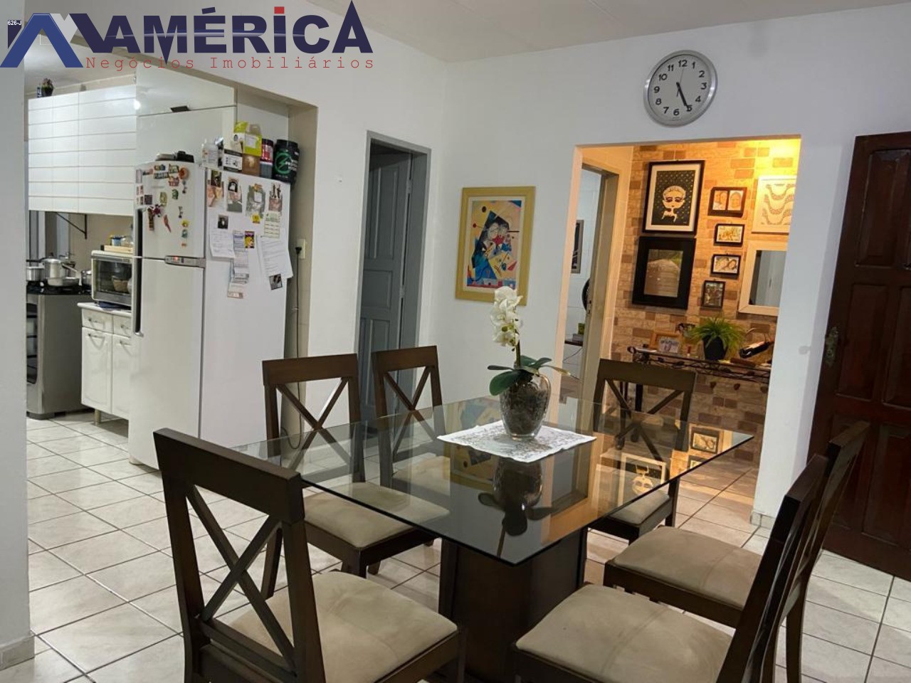 Casa à venda com 3 quartos, 160m² - Foto 4