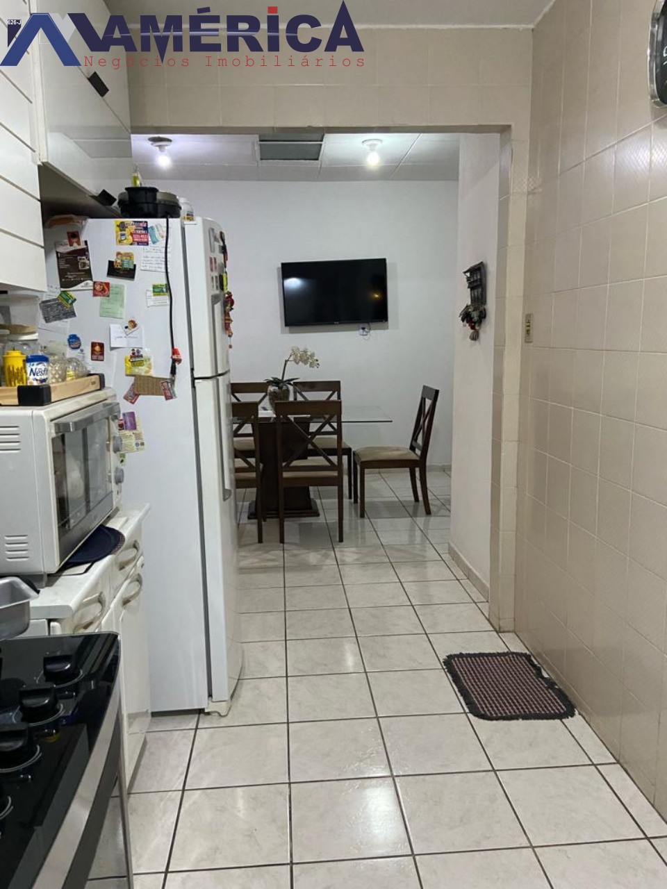 Casa à venda com 3 quartos, 160m² - Foto 2