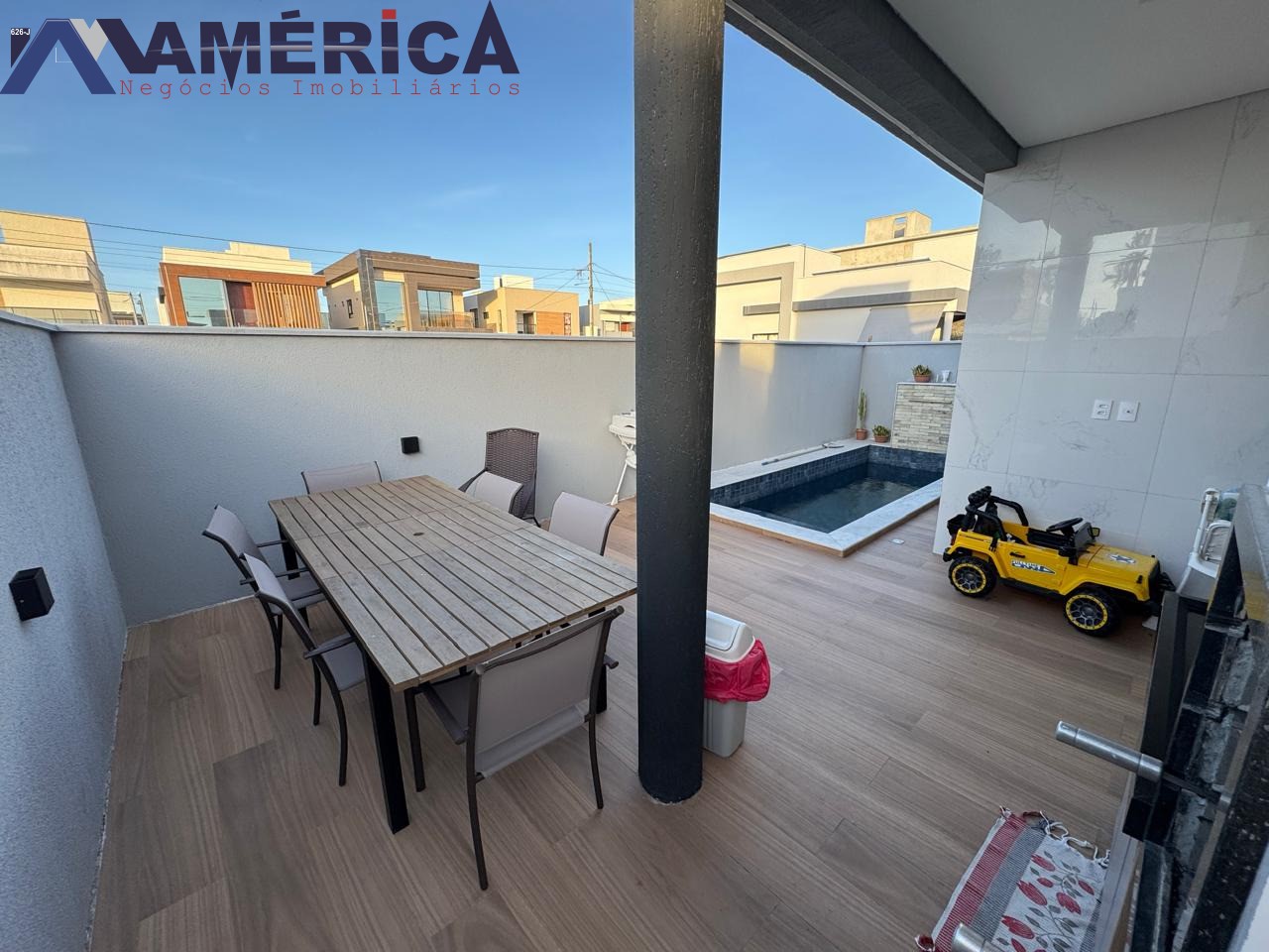 Casa à venda com 3 quartos, 98m² - Foto 8