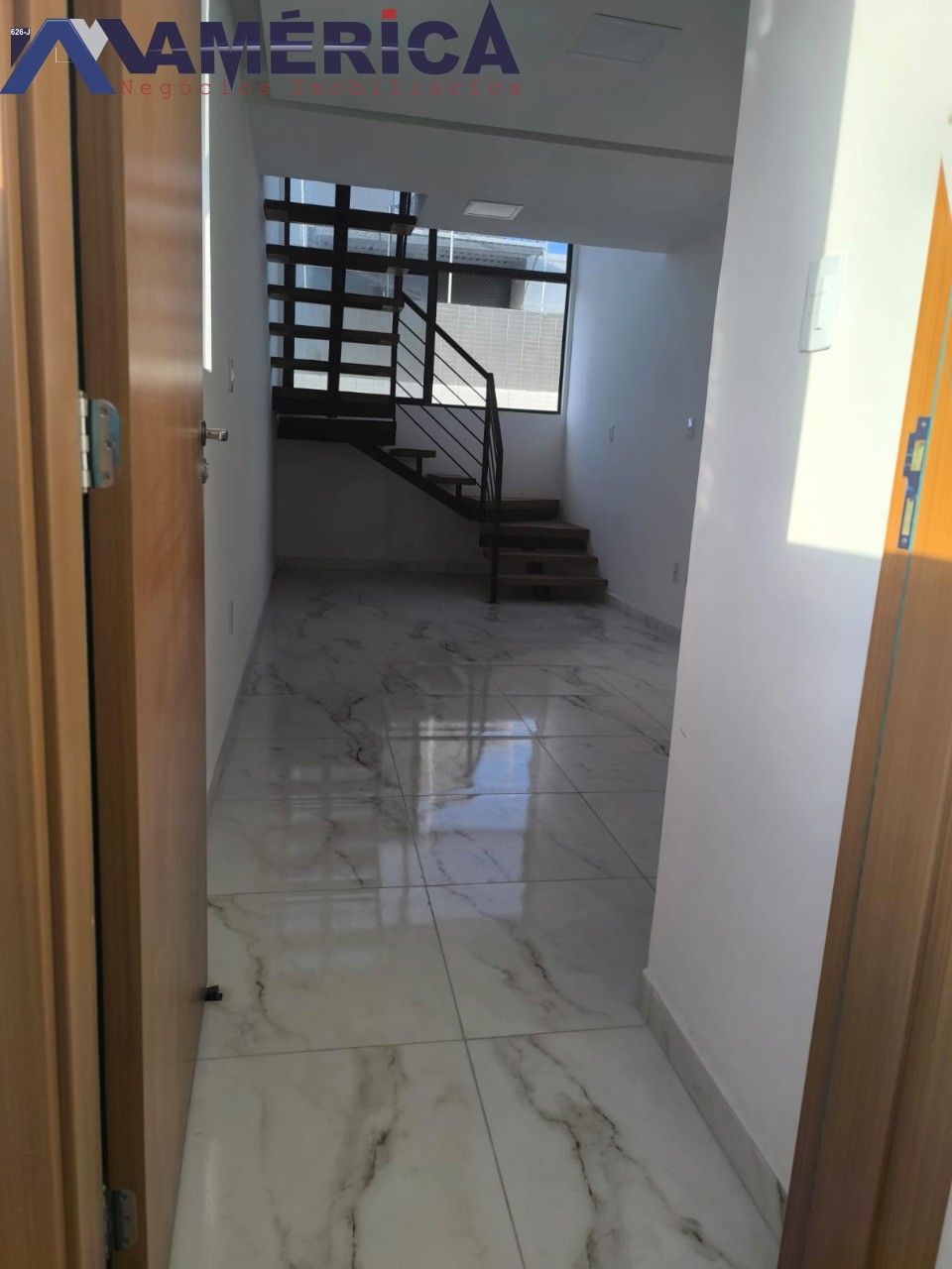 Cobertura à venda com 3 quartos, 45m² - Foto 2