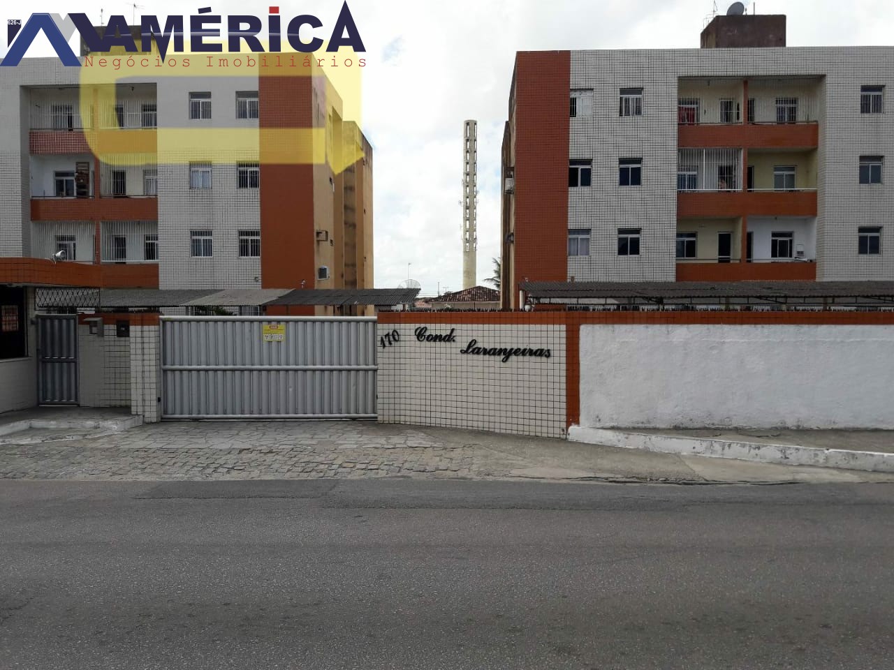 Apartamento à venda com 3 quartos, 76m² - Foto 1