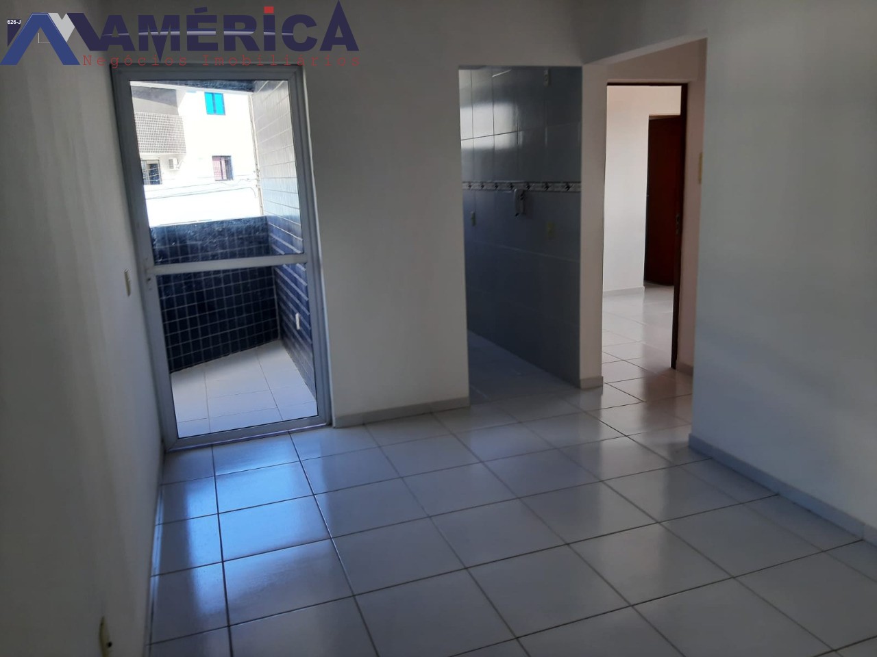 Apartamento à venda com 2 quartos, 82m² - Foto 13