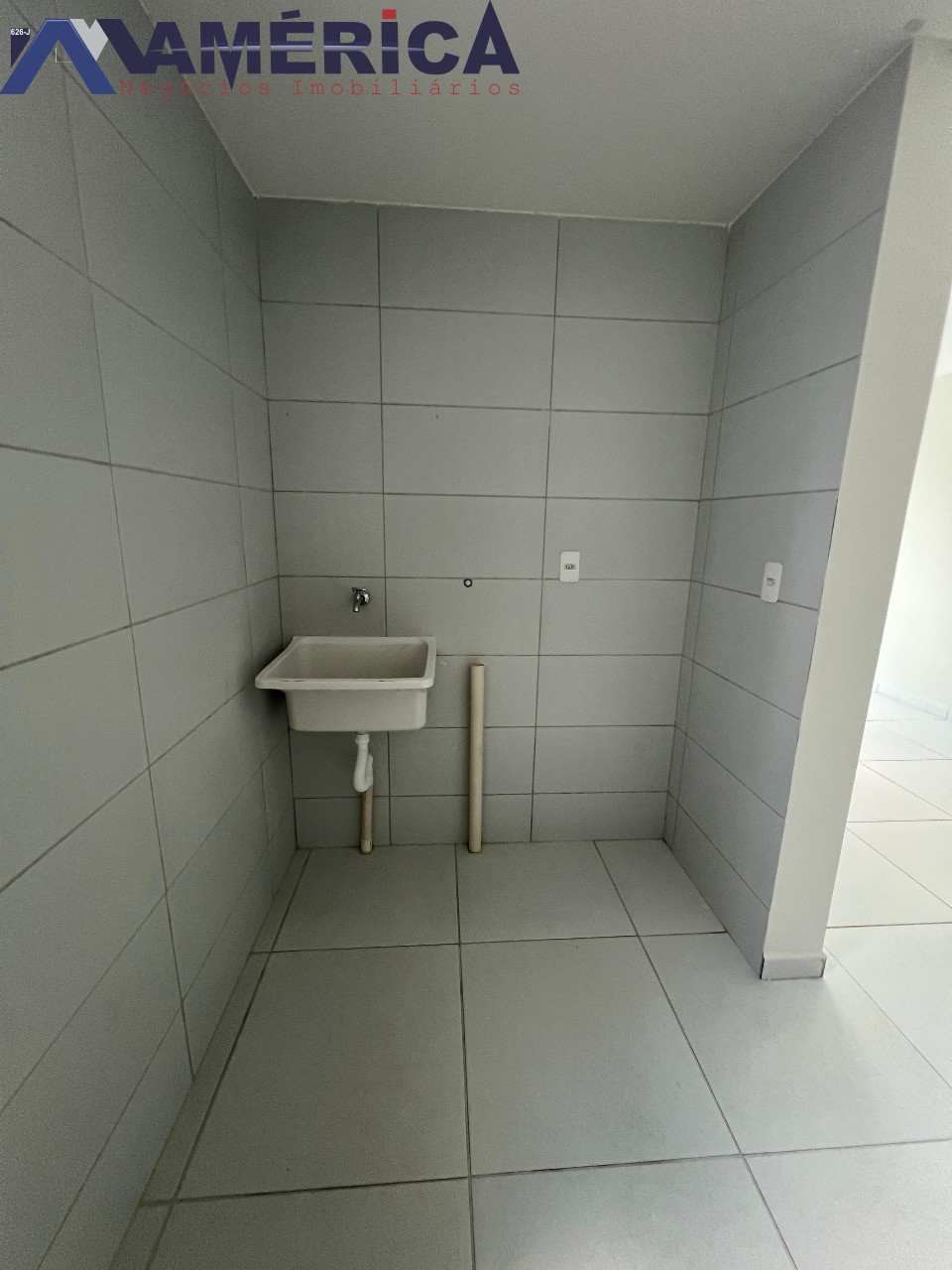 Apartamento à venda com 2 quartos, 53m² - Foto 2