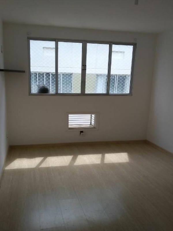 Apartamento à venda com 2 quartos, 98m² - Foto 11