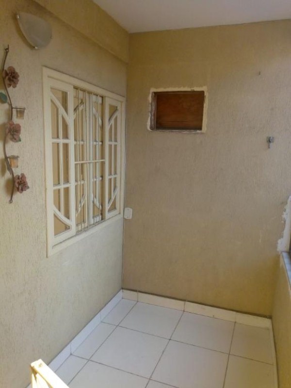 Sobrado à venda com 2 quartos, 75m² - Foto 5