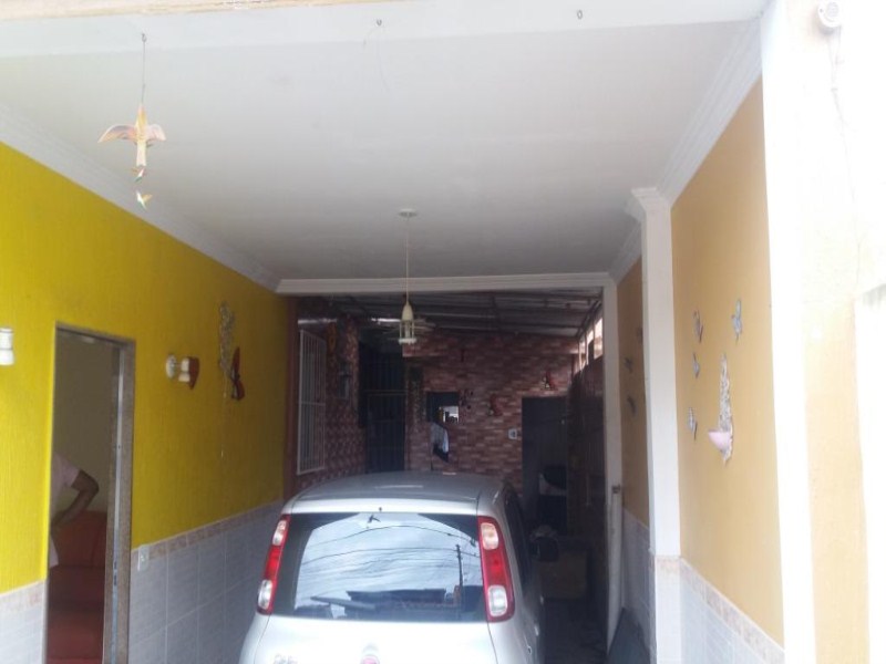 Casa à venda com 3 quartos, 100m² - Foto 2