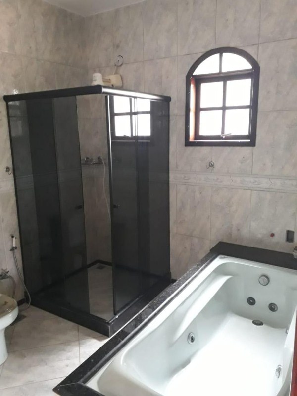 Casa à venda com 4 quartos, 200m² - Foto 19