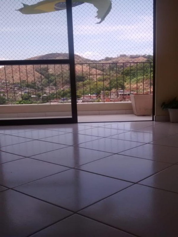 Apartamento à venda com 2 quartos, 60m² - Foto 3