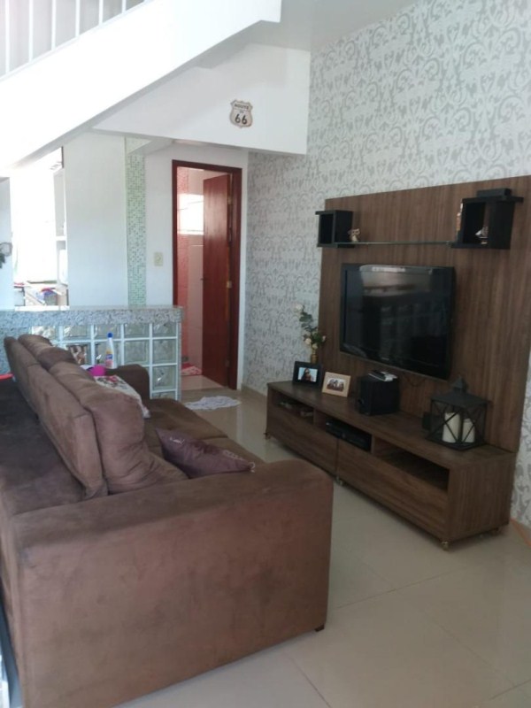 Casa à venda com 2 quartos, 360m² - Foto 3