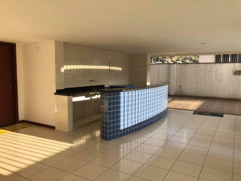 Apartamento à venda com 3 quartos, 130m² - Foto 9