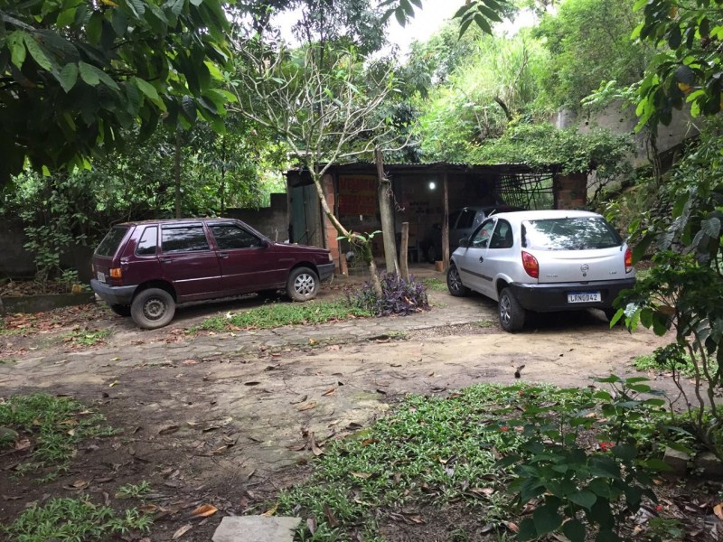 Terreno à venda com 2 quartos, 1500m² - Foto 6