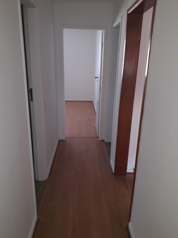 Apartamento à venda com 3 quartos, 75m² - Foto 3