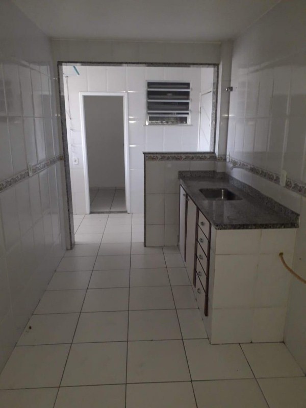 Apartamento à venda com 3 quartos, 75m² - Foto 13