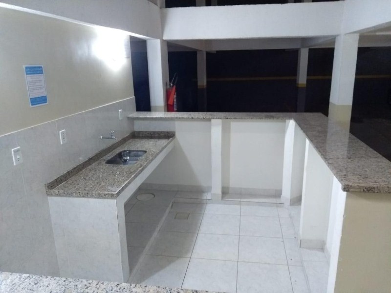 Apartamento à venda com 2 quartos, 75m² - Foto 6