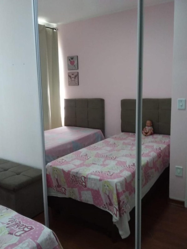 Apartamento à venda com 2 quartos, 75m² - Foto 17