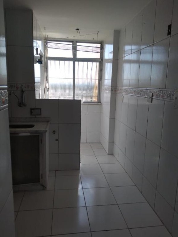 Apartamento à venda com 2 quartos, 60m² - Foto 9