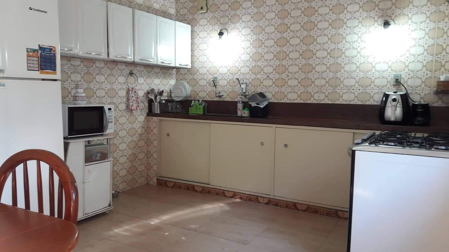 Casa à venda com 4 quartos, 150m² - Foto 16