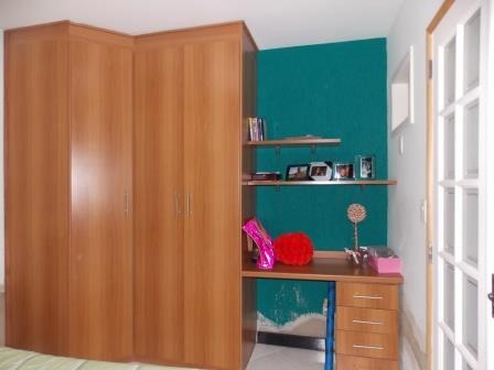 Casa à venda com 4 quartos, 170m² - Foto 17