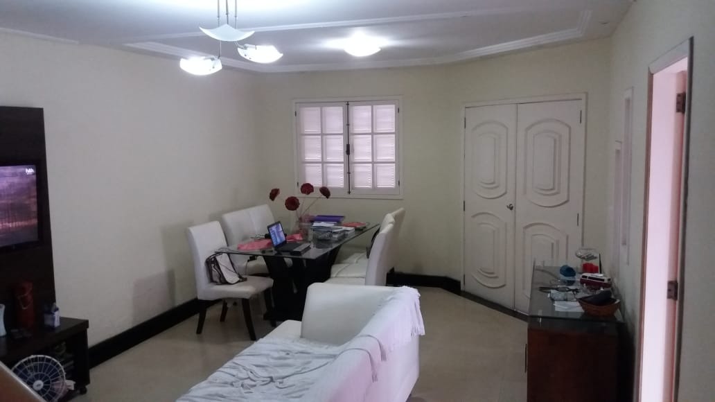 Casa à venda com 4 quartos, 170m² - Foto 26