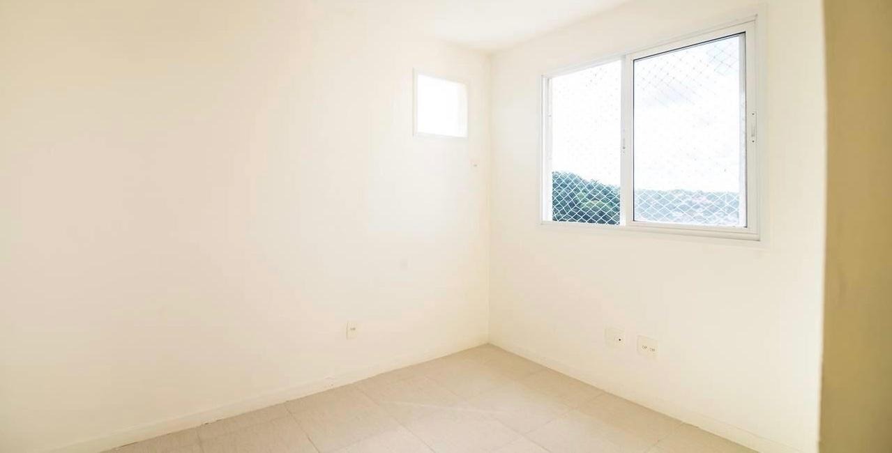 Apartamento à venda com 3 quartos, 120m² - Foto 4