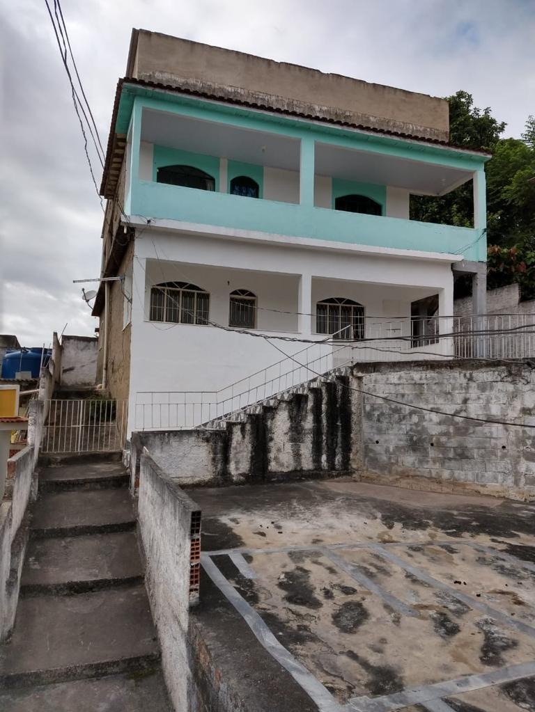 Casa à venda com 3 quartos, 200m² - Foto 3