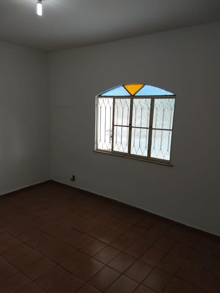 Casa à venda com 3 quartos, 200m² - Foto 8