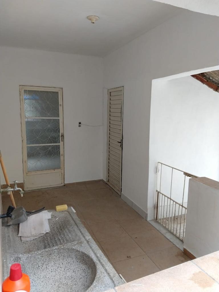 Casa à venda com 3 quartos, 200m² - Foto 16