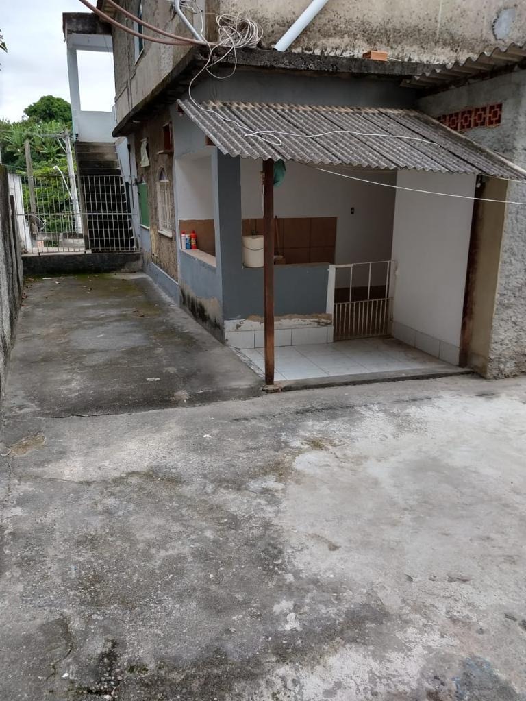 Casa à venda com 3 quartos, 200m² - Foto 18