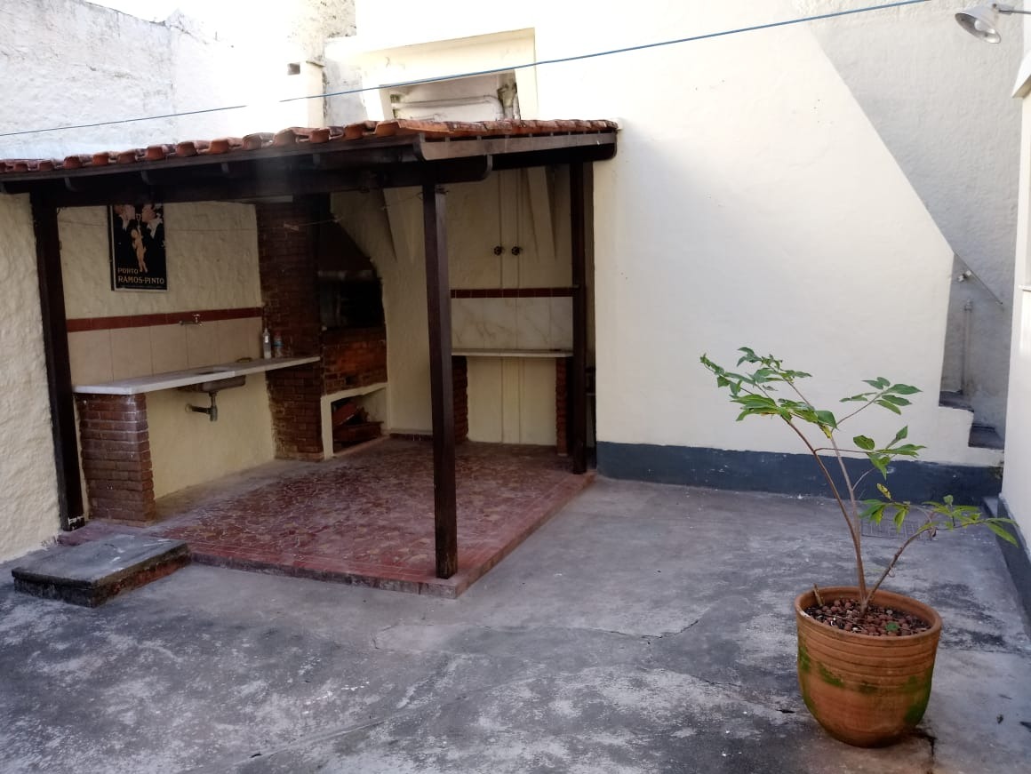 Casa à venda com 3 quartos, 250m² - Foto 8