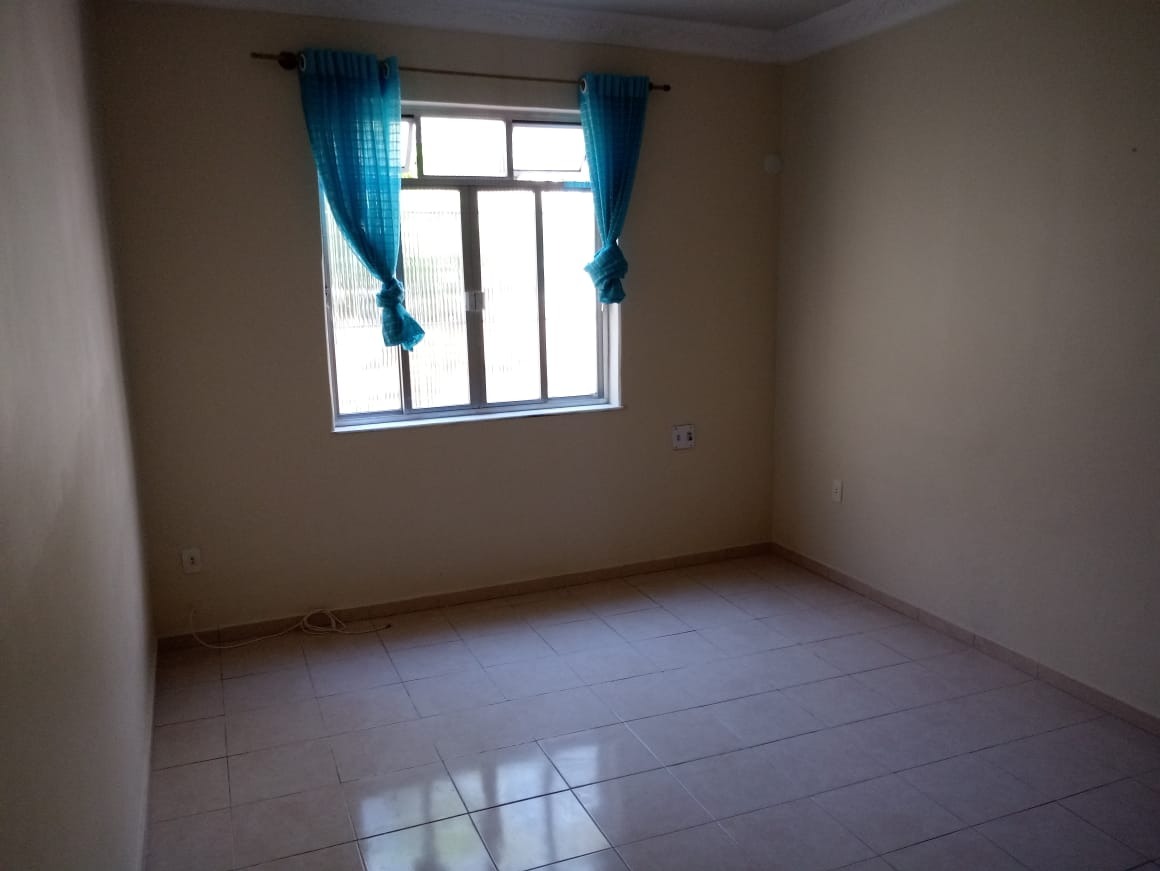 Casa à venda com 3 quartos, 250m² - Foto 13