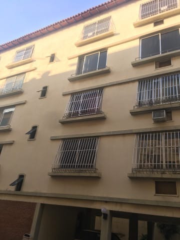 Apartamento à venda com 2 quartos, 60m² - Foto 2