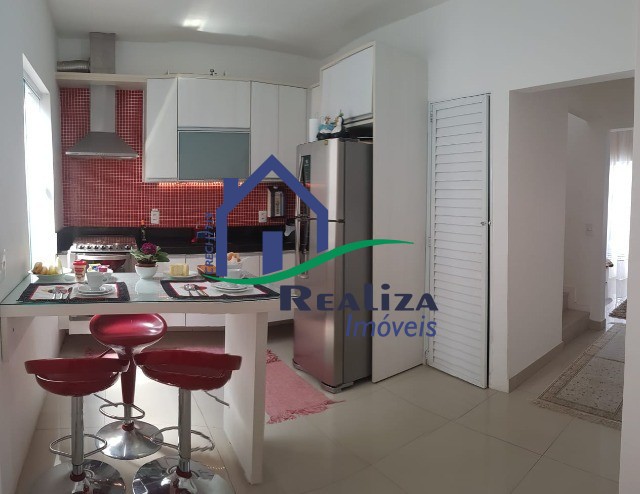 Casa à venda com 3 quartos, 128m² - Foto 12