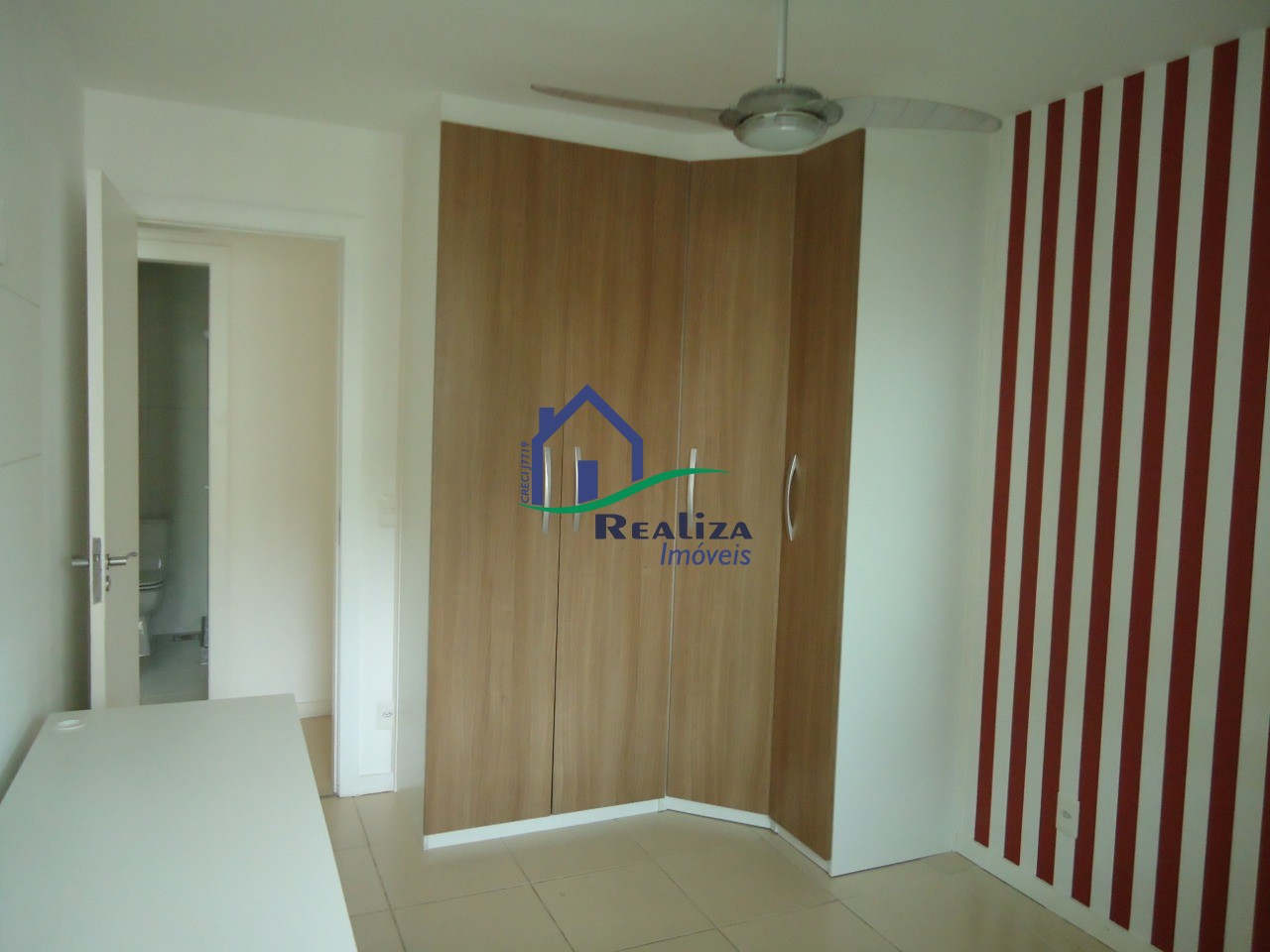 Apartamento à venda com 3 quartos, 95m² - Foto 11