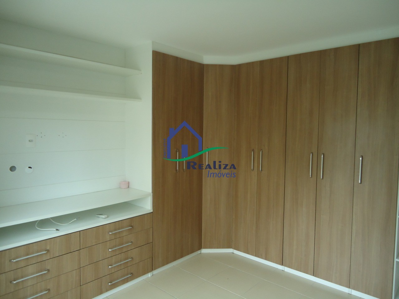 Apartamento à venda com 3 quartos, 95m² - Foto 12