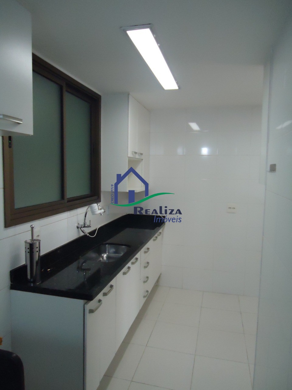 Apartamento à venda com 3 quartos, 95m² - Foto 6